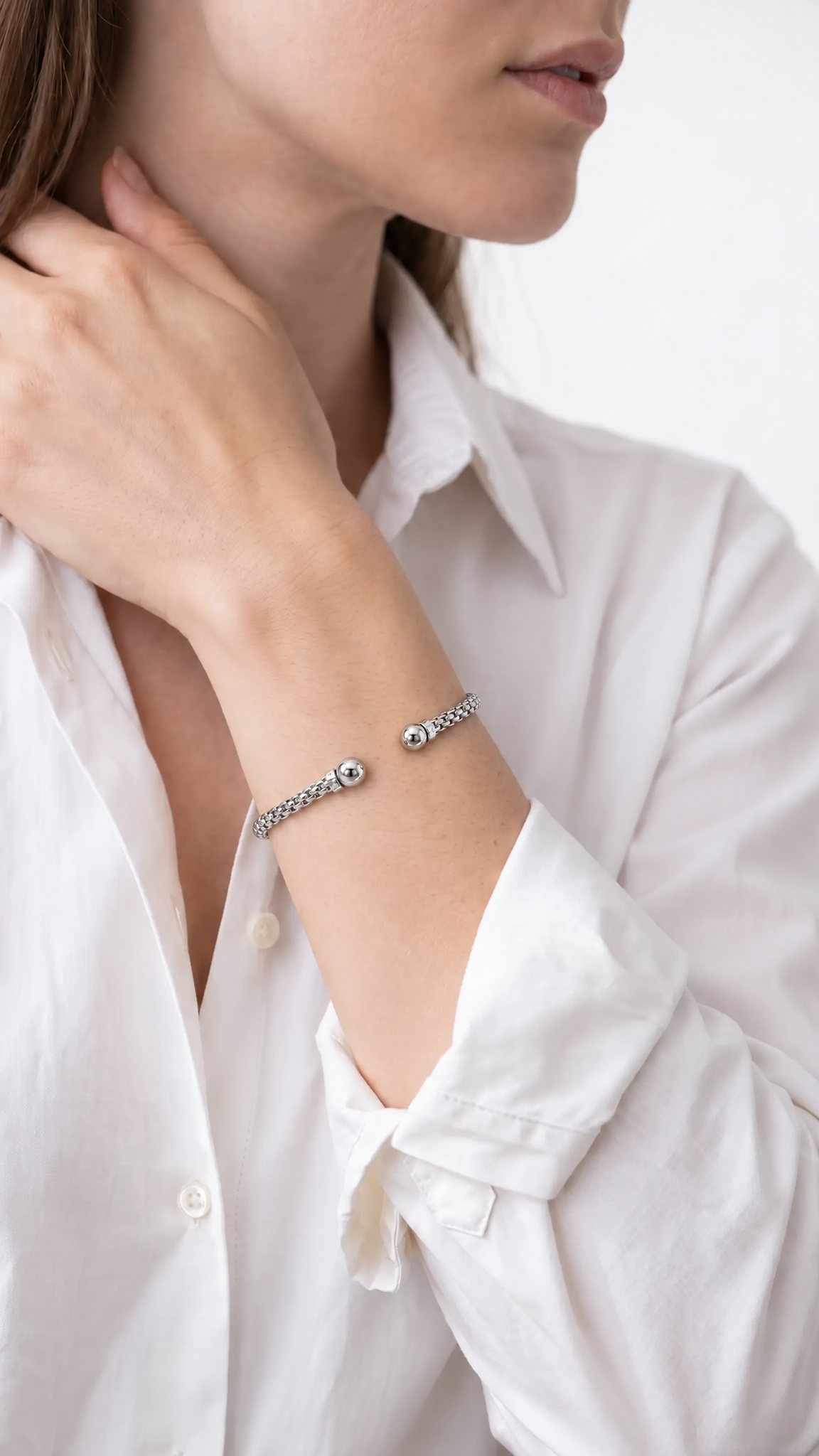 18K White Gold Cuff Bracelet