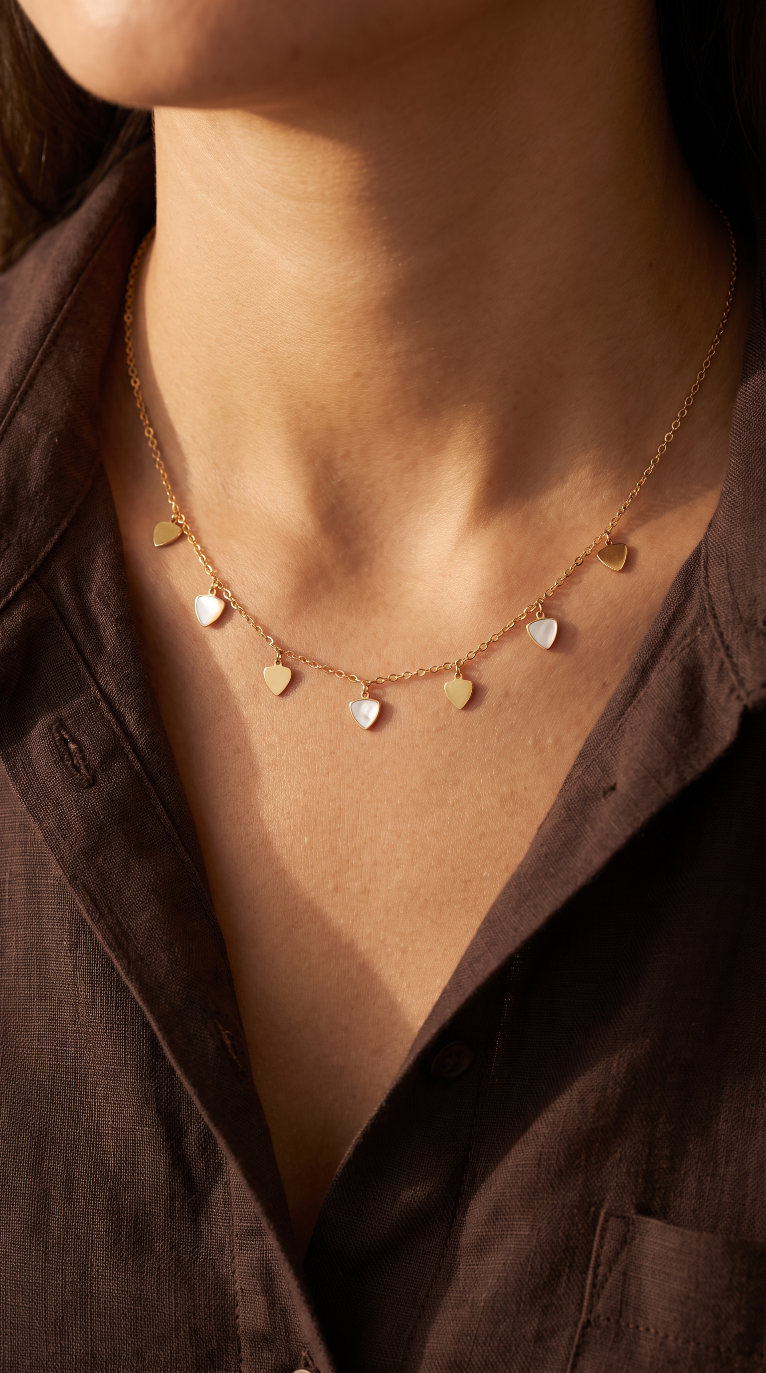 18K Yellow Gold Mother Of Pearl Chain Necklace