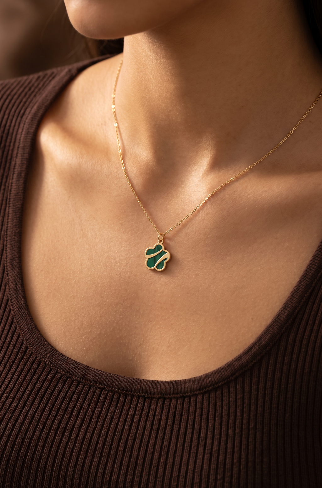 18K Yellow Gold Malachite Pendant Necklace